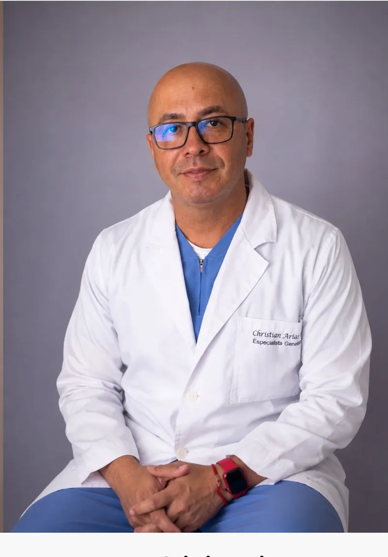 Dr. Christian Arias